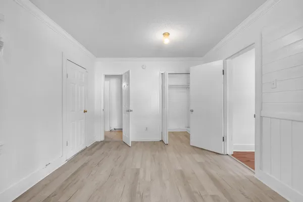 a close up of a shower