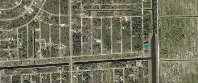 $34,000 | 653 Naples Avenue South, Lehigh Acres, FL 33974