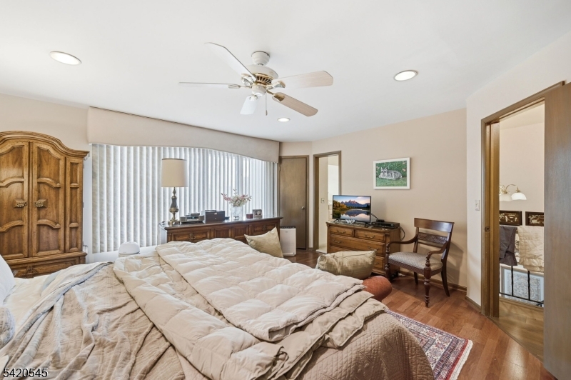 900 Valley Road, Unit E3 Clifton, NJ 07013 - Photo 14 of 28