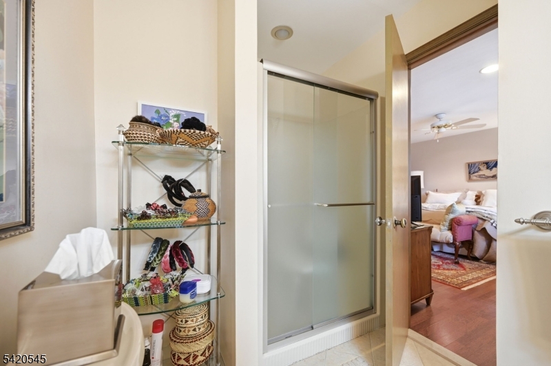 900 Valley Road, Unit E3 Clifton, NJ 07013 - Photo 22 of 28