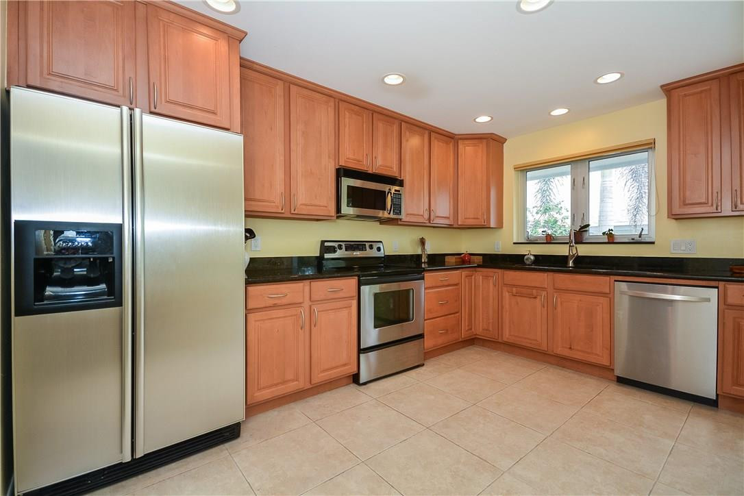1372 Northwest 4th Court Boca Raton, FL 33432 - Photo 7 of 25 Photo 7