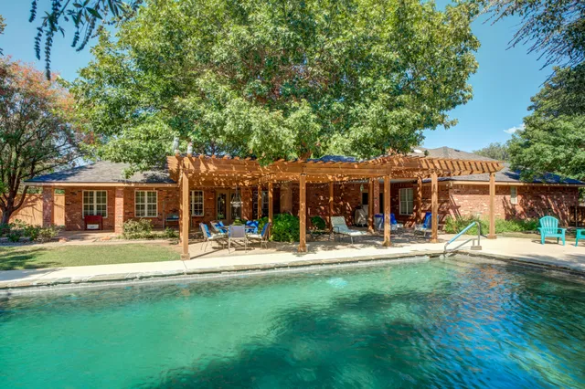 $795,000 | 15610 South F M 179, Wolfforth, TX 79382