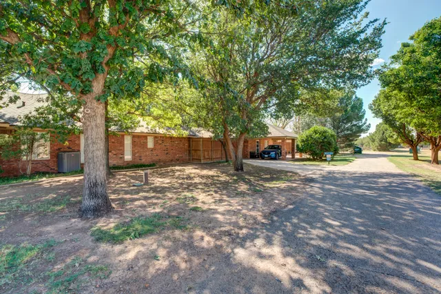 $795,000 | 15610 South F M 179, Wolfforth, TX 79382