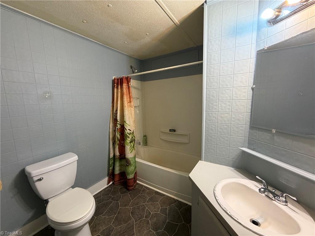 297 Collins Road Dobson, NC 27017 - Photo 21 of 24 Gallery Image 21