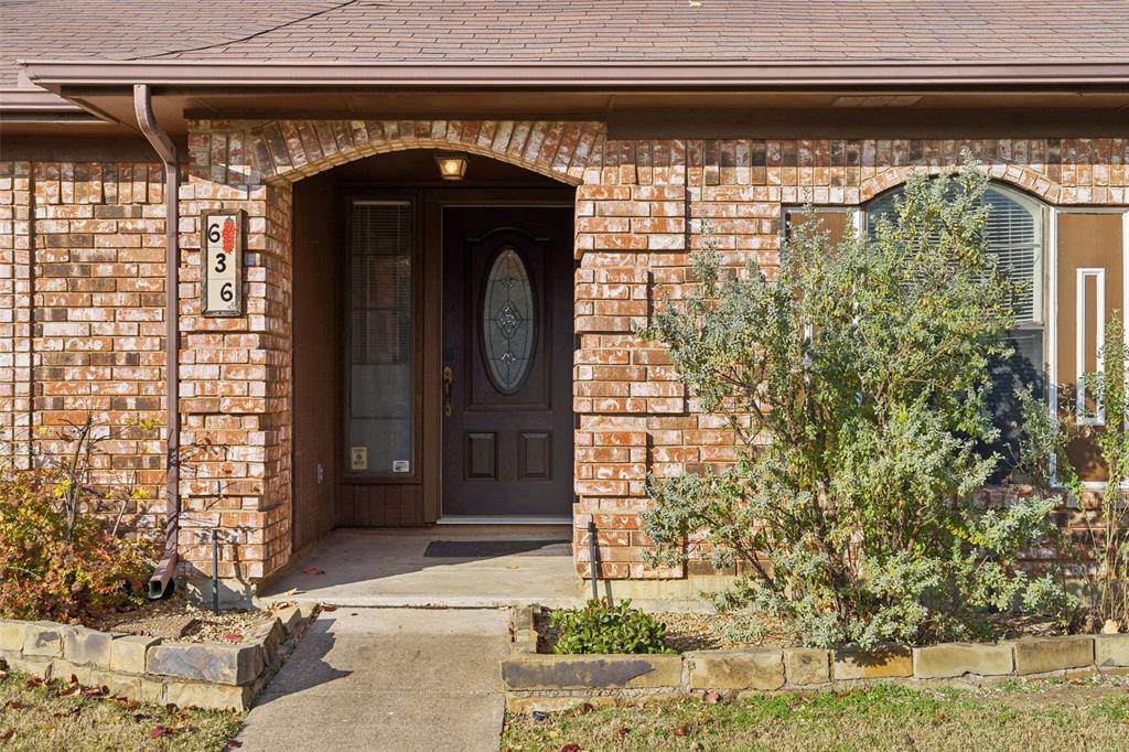 636 Coats Street Coppell, TX 75019 - Photo 2 of 20