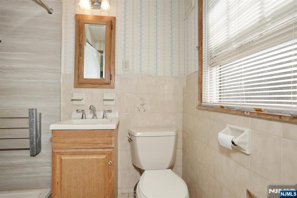 72 Belmar Street Demarest, NJ 07627 - Photo 24 of 39