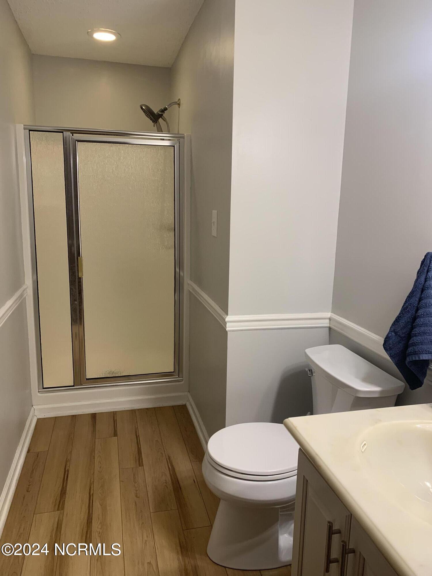 415 Boros Road New Bern, NC 28560 - Photo 28 of 37 hall bath