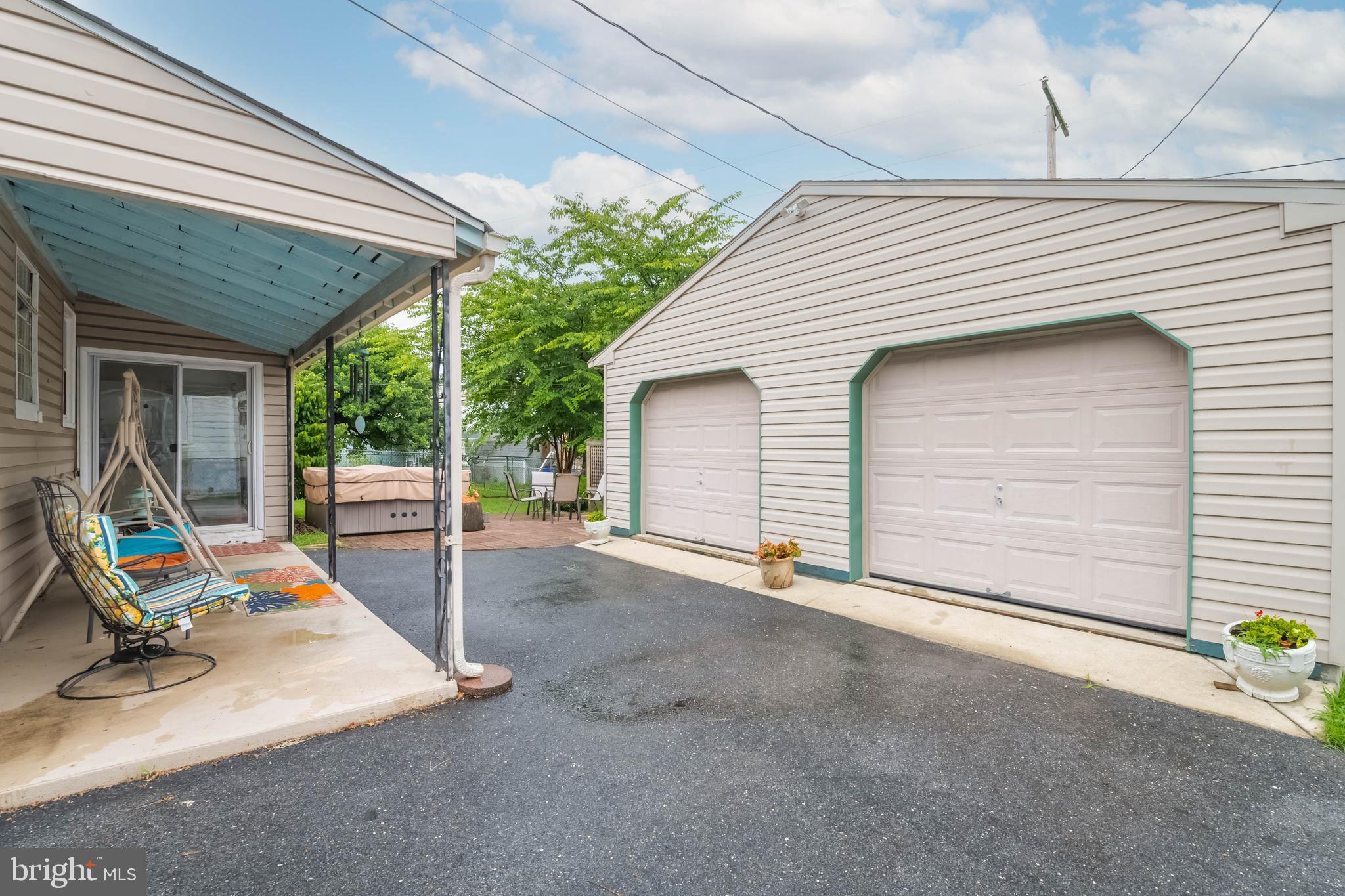 3435 Cornwall Road Baltimore, MD 21222 - Photo 2 of 37