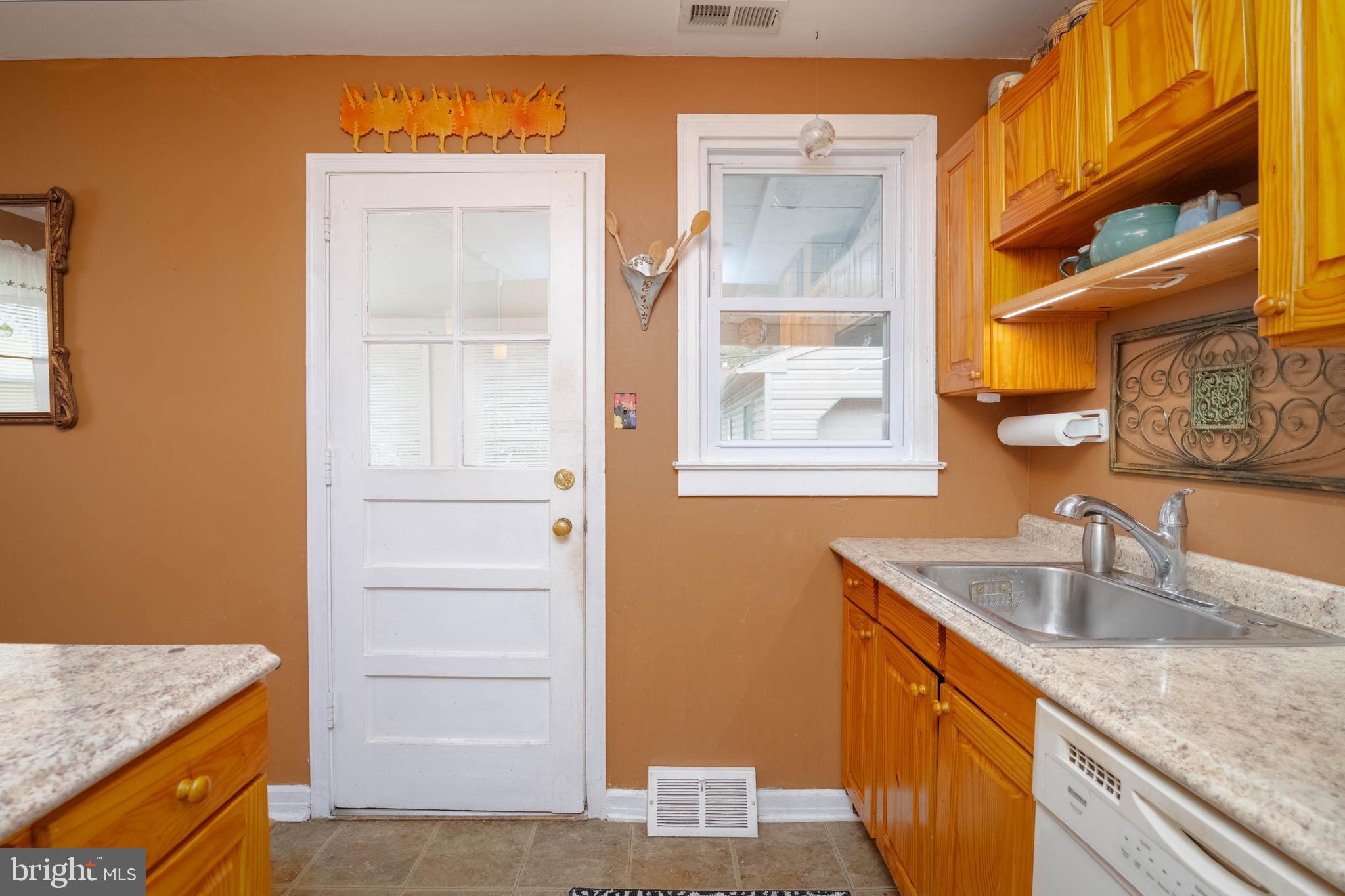 3435 Cornwall Road Baltimore, MD 21222 - Photo 29 of 37