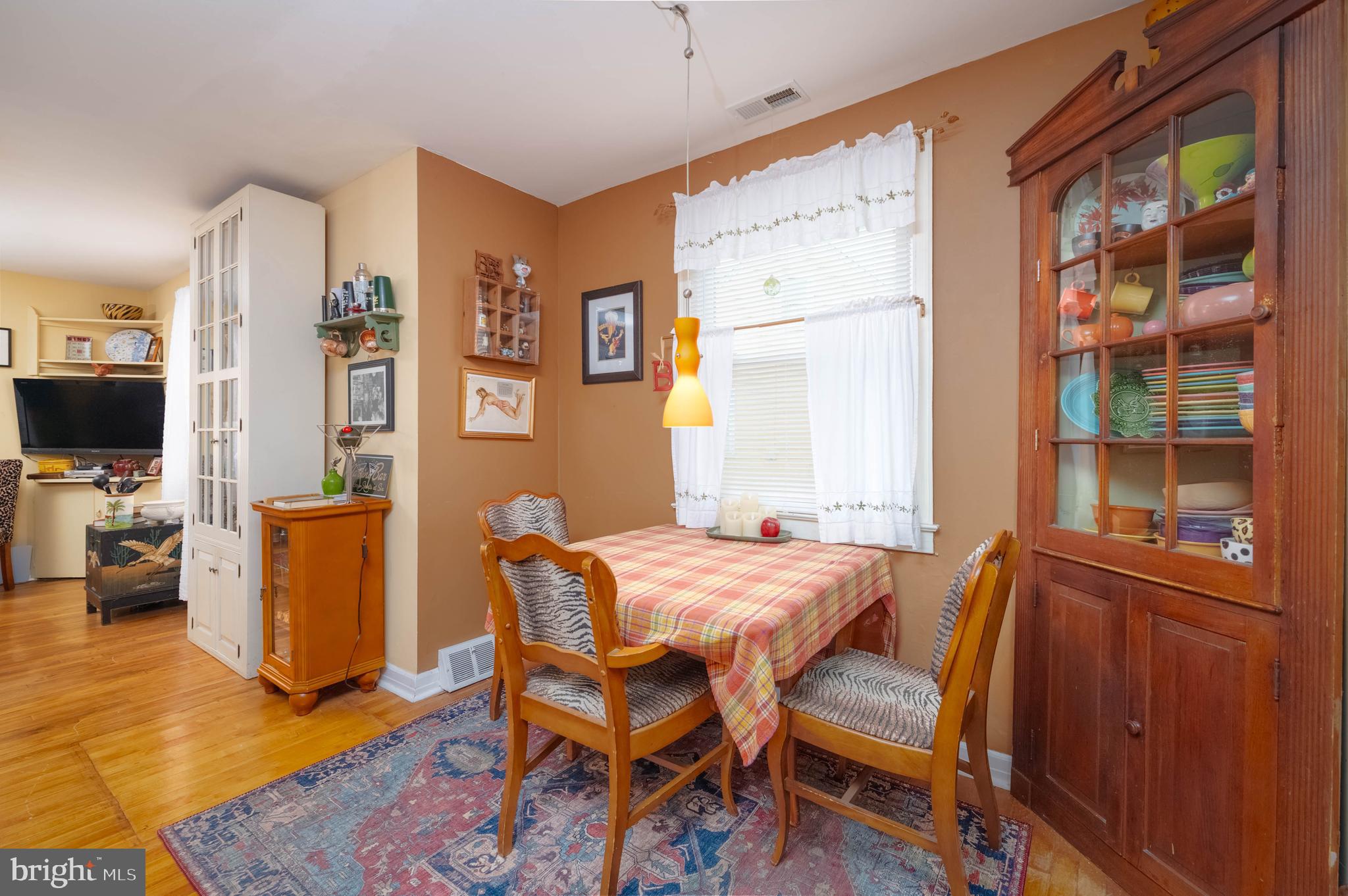 3435 Cornwall Road Baltimore, MD 21222 - Photo 4 of 37 DINING AREA
