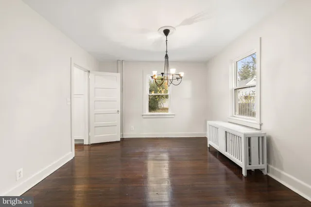 $299,900 | 521 Blythe Avenue, Drexel Hill, PA 19026