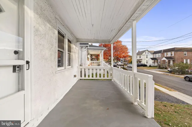 $299,900 | 521 Blythe Avenue, Drexel Hill, PA 19026