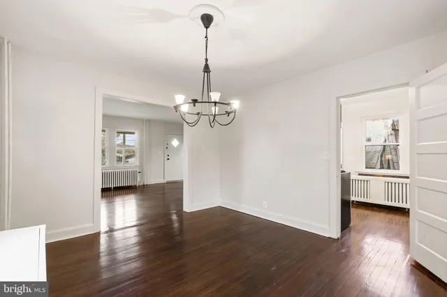 $299,900 | 521 Blythe Avenue, Drexel Hill, PA 19026