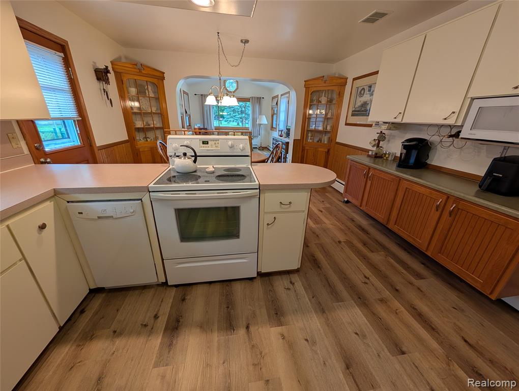 411 Cleveland Street Bad Axe, MI 48413 - Photo 22 of 56