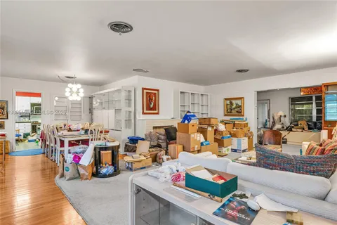$3,500,000 | 731 San Juan Drive, Coral Gables, FL 33143