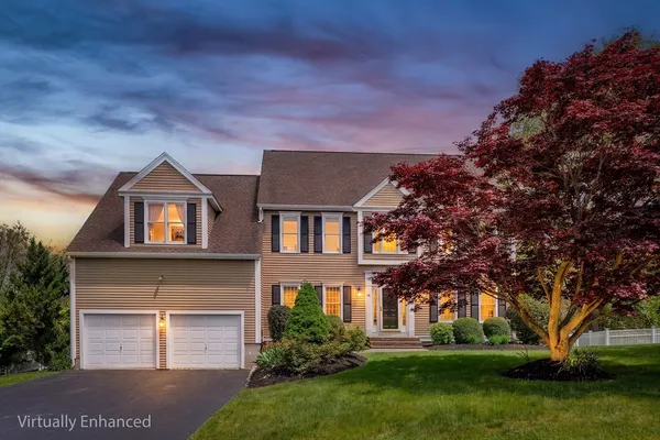 $1,170,000 | 45 Piccadilly Way, Westborough, MA 01581