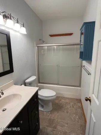 $269,900 | 4004 Foxwood Drive South, Unit S, Clifton Park, NY 12065