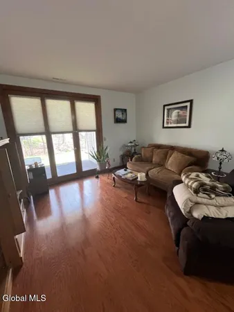 $269,900 | 4004 Foxwood Drive South, Unit S, Clifton Park, NY 12065