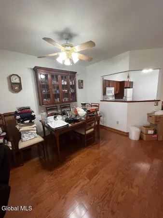 $269,900 | 4004 Foxwood Drive South, Unit S, Clifton Park, NY 12065