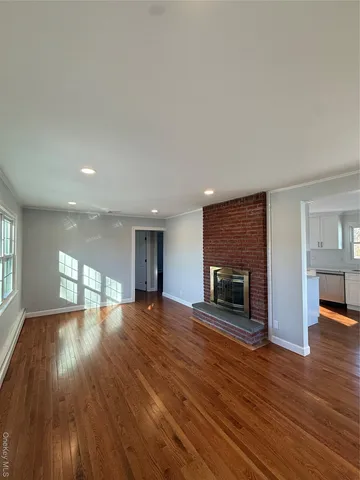 $639,990 | 225 Norma Avenue, West Islip, NY 11795