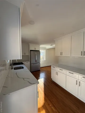 $639,990 | 225 Norma Avenue, West Islip, NY 11795