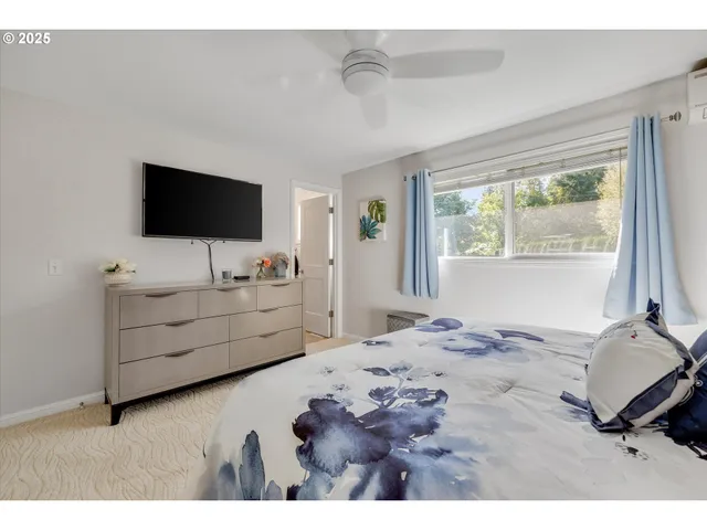 $725,000 | 2074 Southeast Linden Place, Gresham, OR 97080