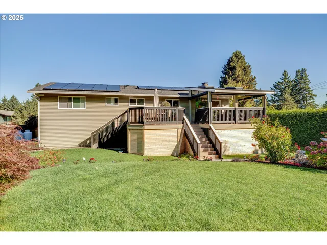 $725,000 | 2074 Southeast Linden Place, Gresham, OR 97080