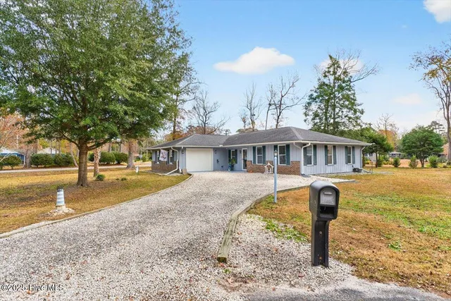 $314,900 | 1 Pelican Court, Calabash, NC 28467