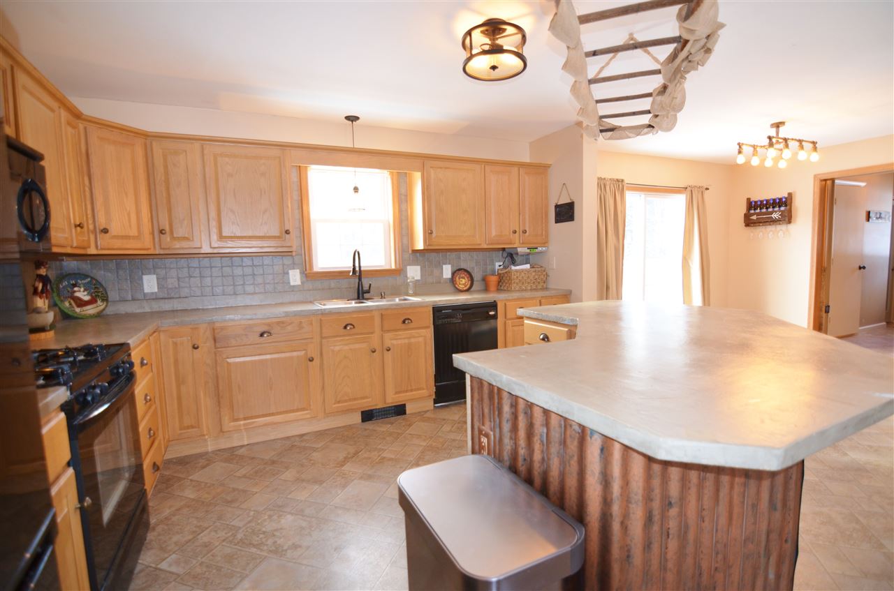 102 A Currier Road Andover, NH 03216 - Photo 3 of 28