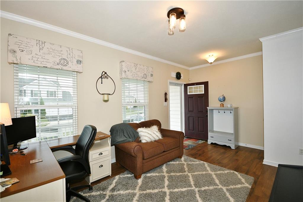 316 Ranchero Drive Coraopolis, PA 15108 - Photo 4 of 31 Gallery Image 4