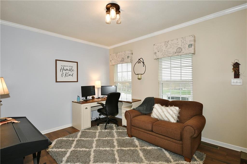 316 Ranchero Drive Coraopolis, PA 15108 - Photo 5 of 31 Gallery Image 5