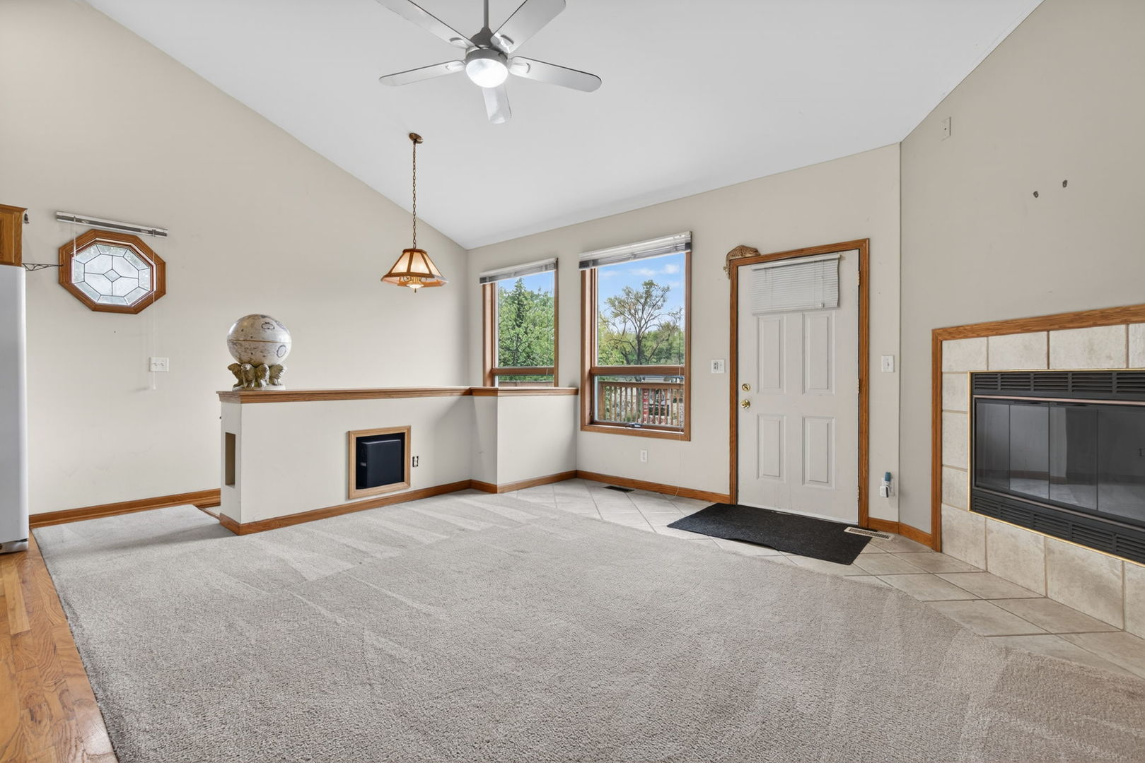 286 Fossil Ridge Road Wilmington, IL 60481 - Photo 4 of 57