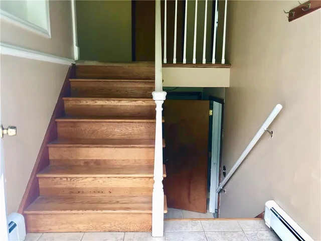 $2,750 | 236 Creek Road, Poughkeepsie, NY 12601