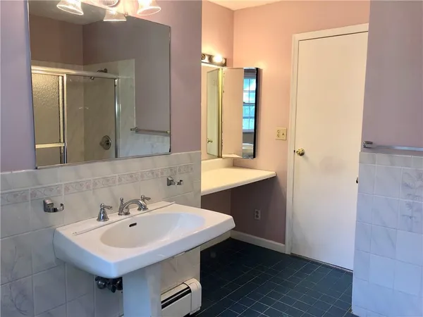 $2,750 | 236 Creek Road, Poughkeepsie, NY 12601