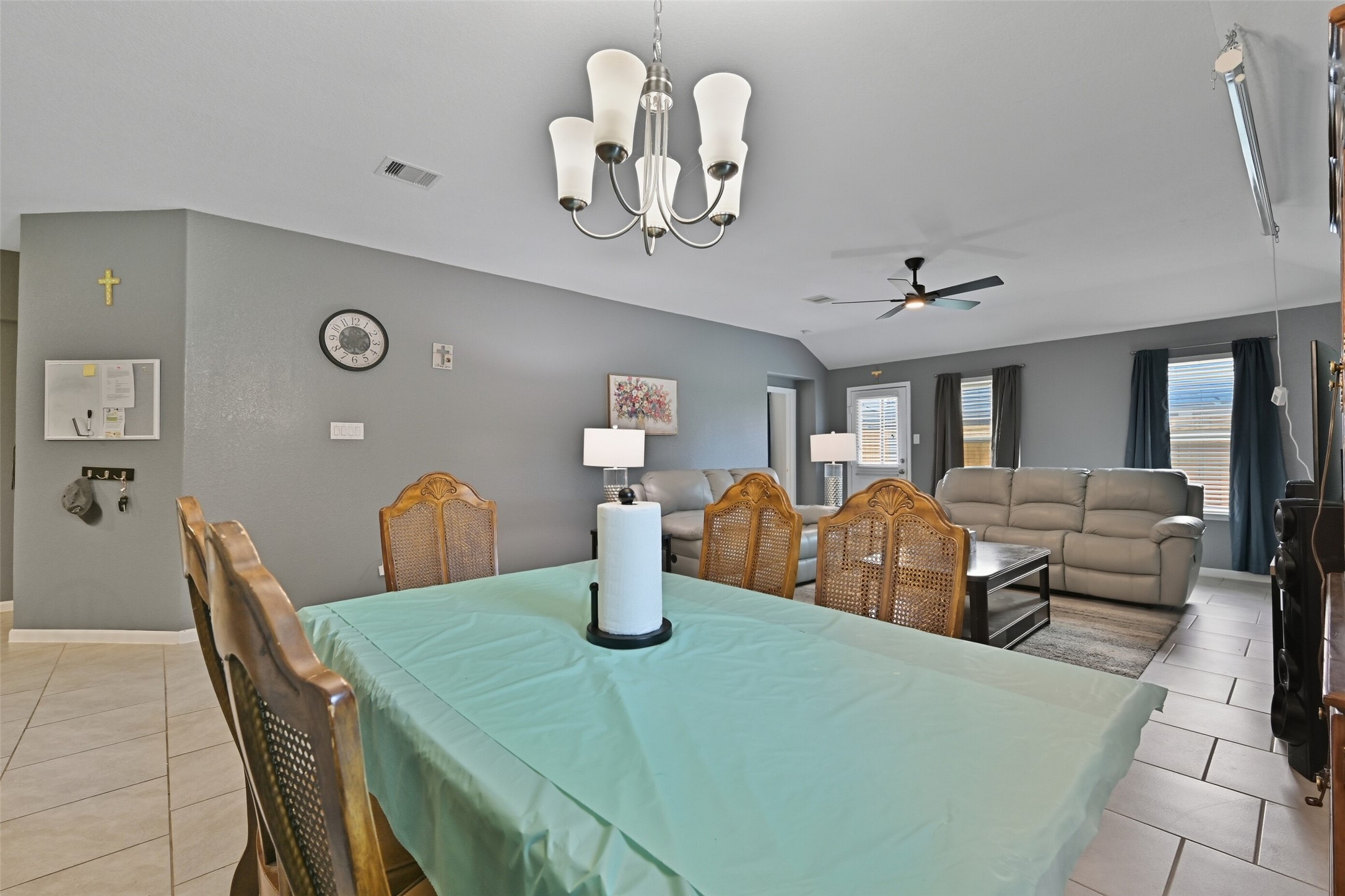 714 Calm Court Rosharon, TX 77583 - Photo 12 of 33 Gorgeous open concept