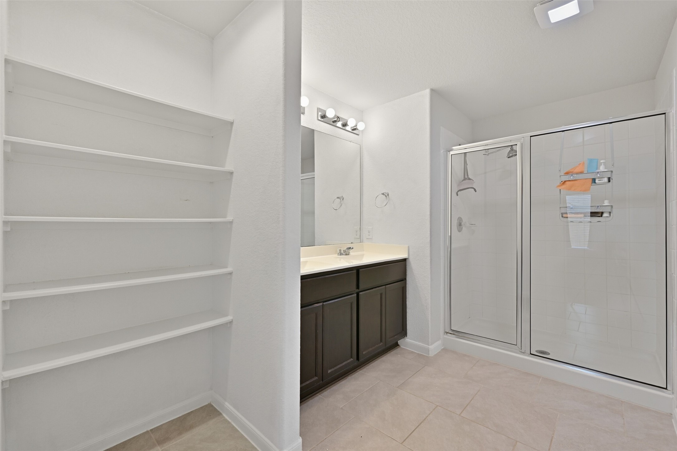 714 Calm Court Rosharon, TX 77583 - Photo 20 of 33