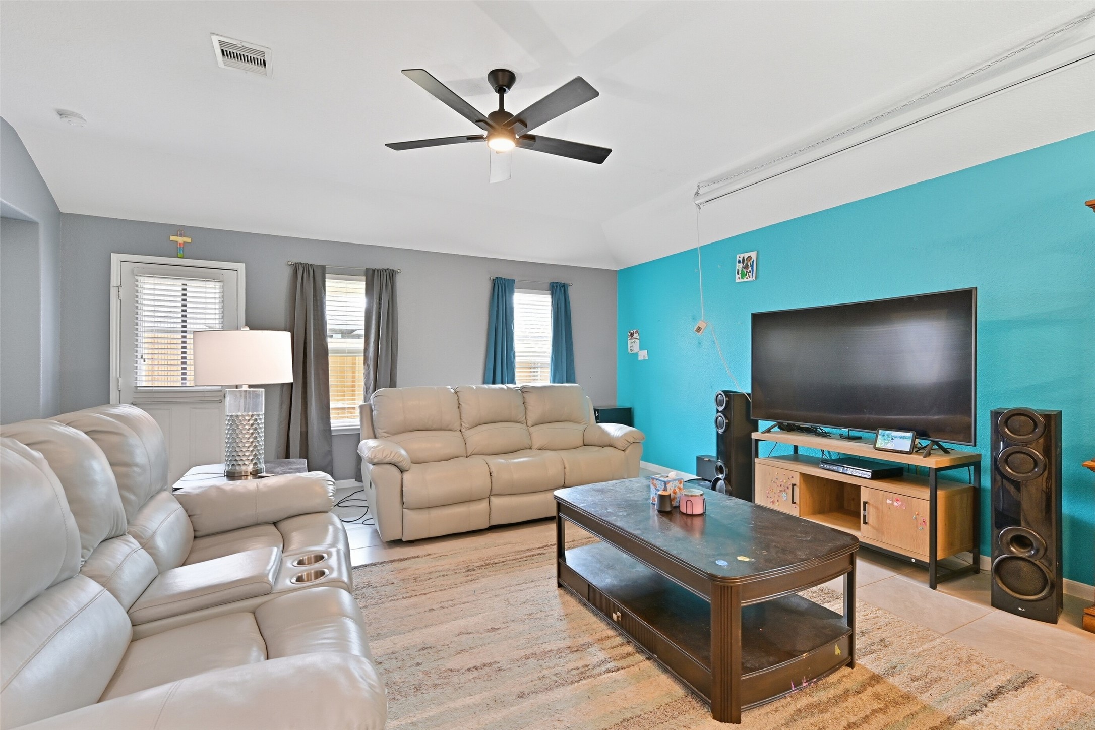 714 Calm Court Rosharon, TX 77583 - Photo 10 of 33