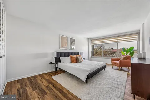 $185,000 | 1001 City Avenue, Unit W811, Wynnewood, PA 19096