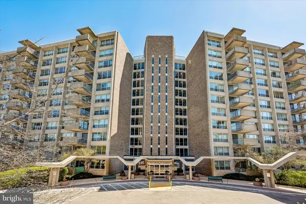 $229,000 | 1001 City Avenue, Unit W811, Wynnewood, PA 19096