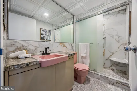 $185,000 | 1001 City Avenue, Unit W811, Wynnewood, PA 19096