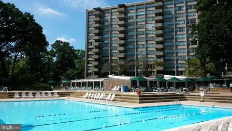 $185,000 | 1001 City Avenue, Unit W811, Wynnewood, PA 19096