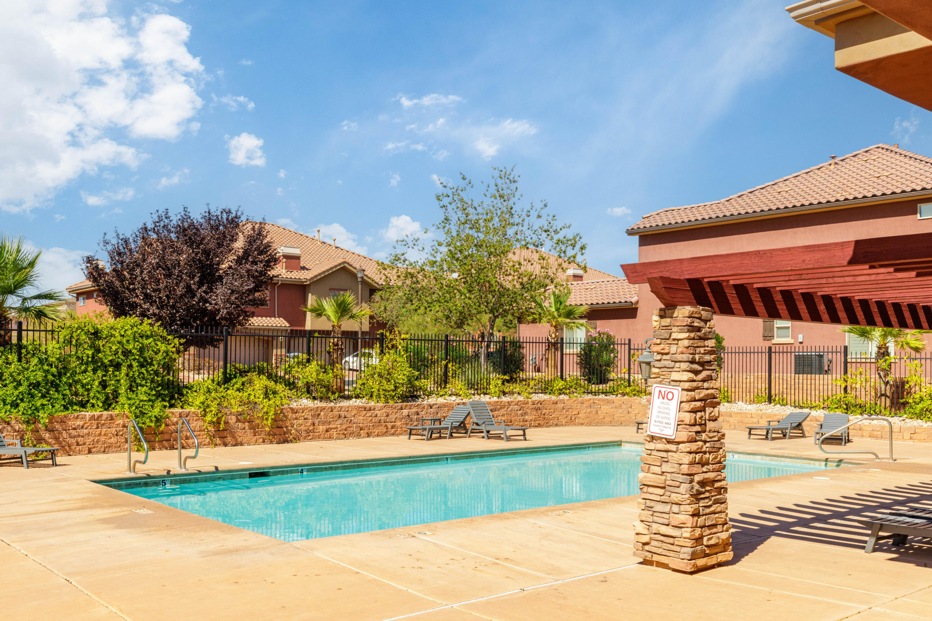 325 North Red Stone Road, Unit 92 Washington, UT 84780 - Photo 25 of 27 Community Pool