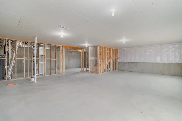 $689,900 | 3831 221st Avenue Northwest, Oak Grove, MN 55303