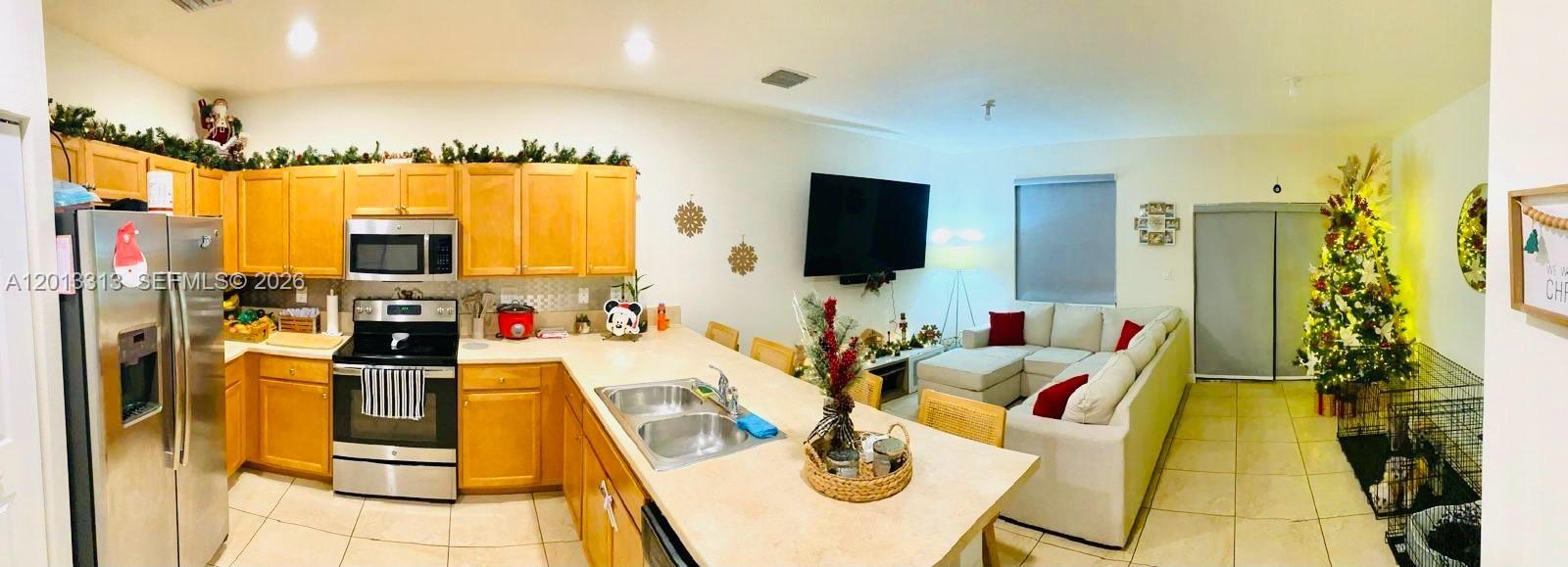 3398 West 92nd Place Hialeah, FL 33018 - Photo 1 of 4