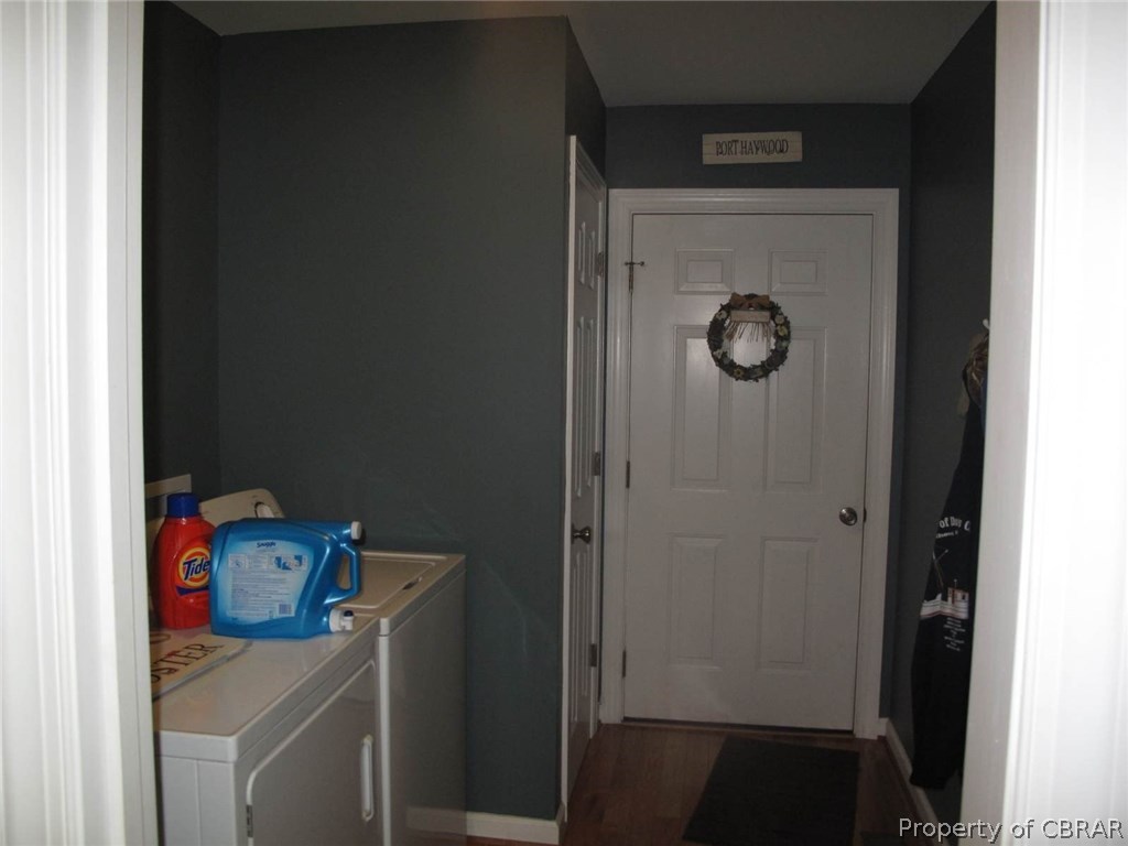 226 Bar Neck Road Port Haywood, VA 23138 - Photo 5 of 35