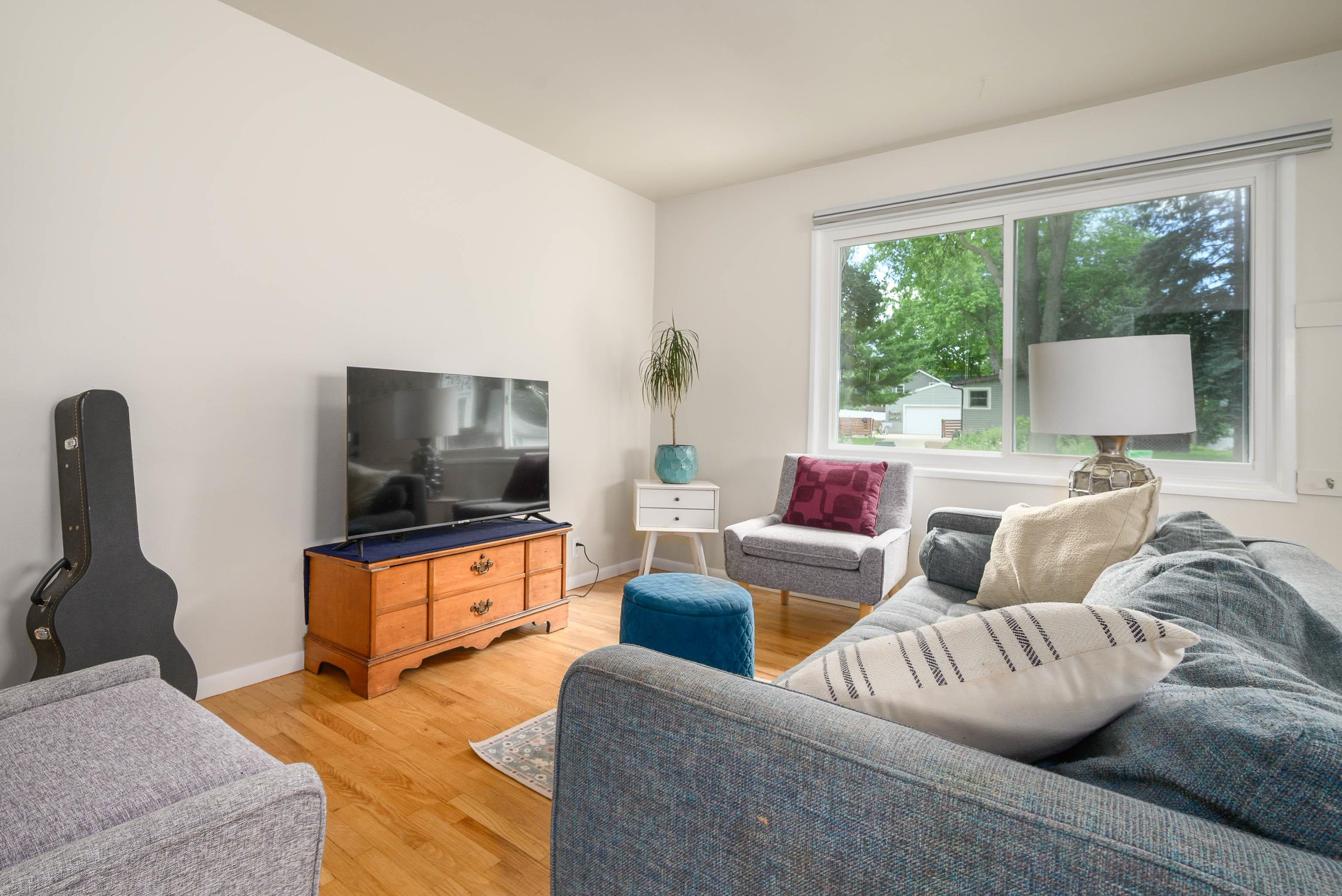 3902 Paus Street Madison, WI 53714 - Photo 8 of 22
