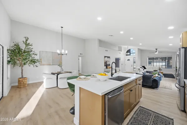 $600,000 | 1455 East Brentrup Drive, Tempe, AZ 85283