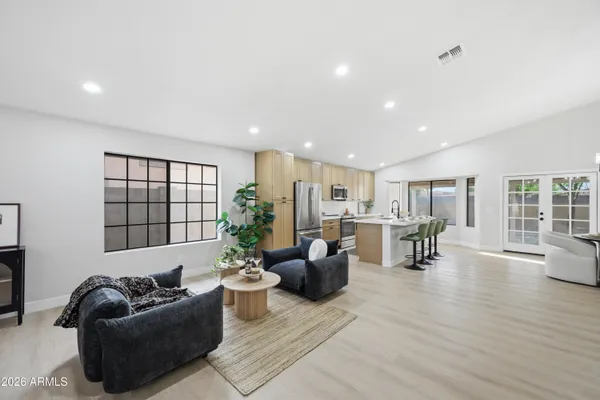 $600,000 | 1455 East Brentrup Drive, Tempe, AZ 85283