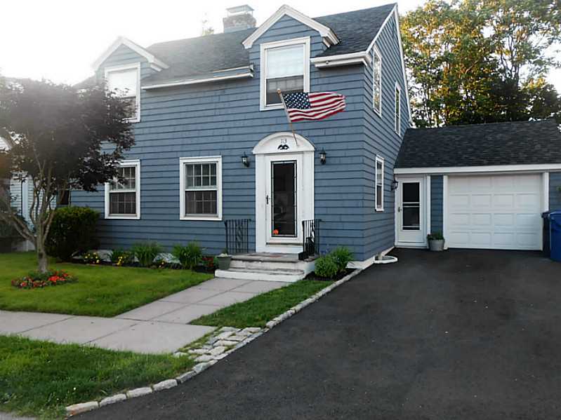 113 Benedict Road Warwick, RI 02888 - Photo 1 of 17 Exterior Front.