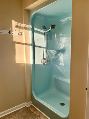 $1,695 | 218 Greenfield Avenue, Tullahoma, TN 37388